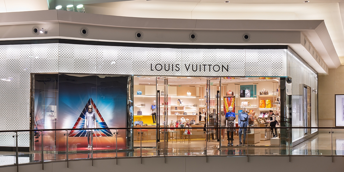 mall with louis vuitton near me